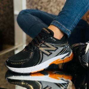 New Balance 860 Preto