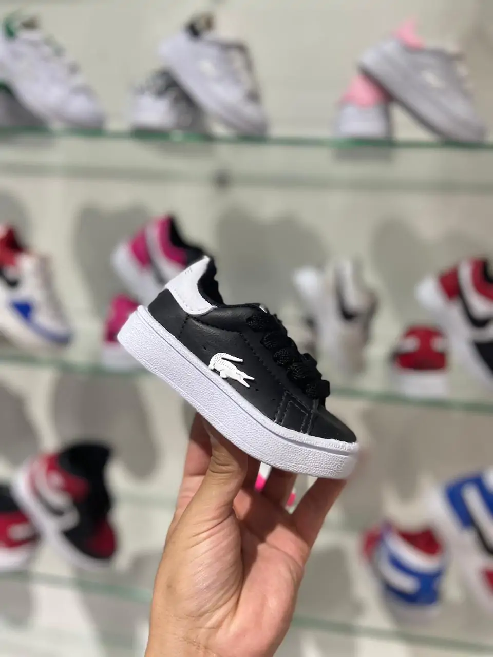 Mini Tenis Infantil Preto e Branco