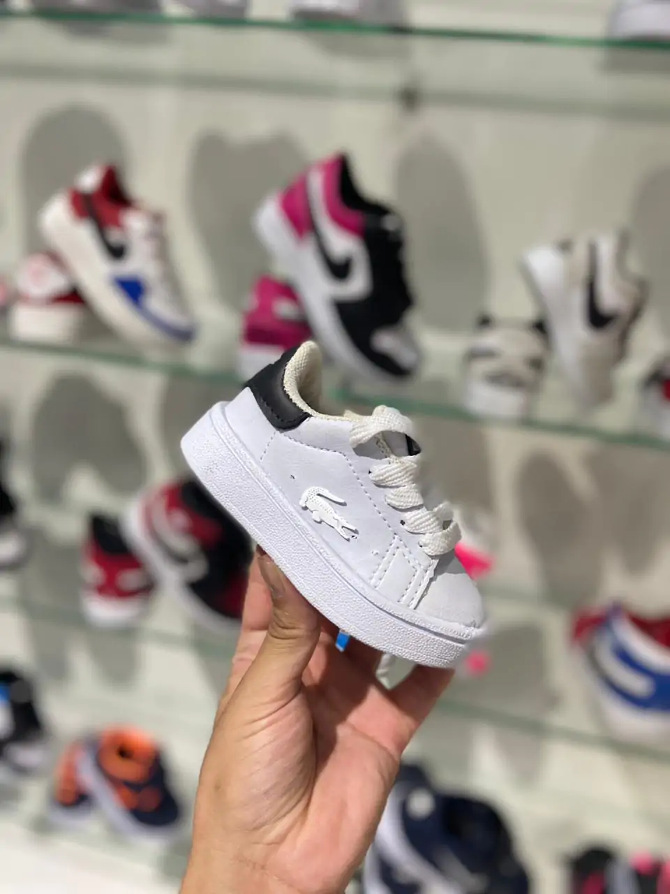 Mini Tenis Infantil Branco e Preto