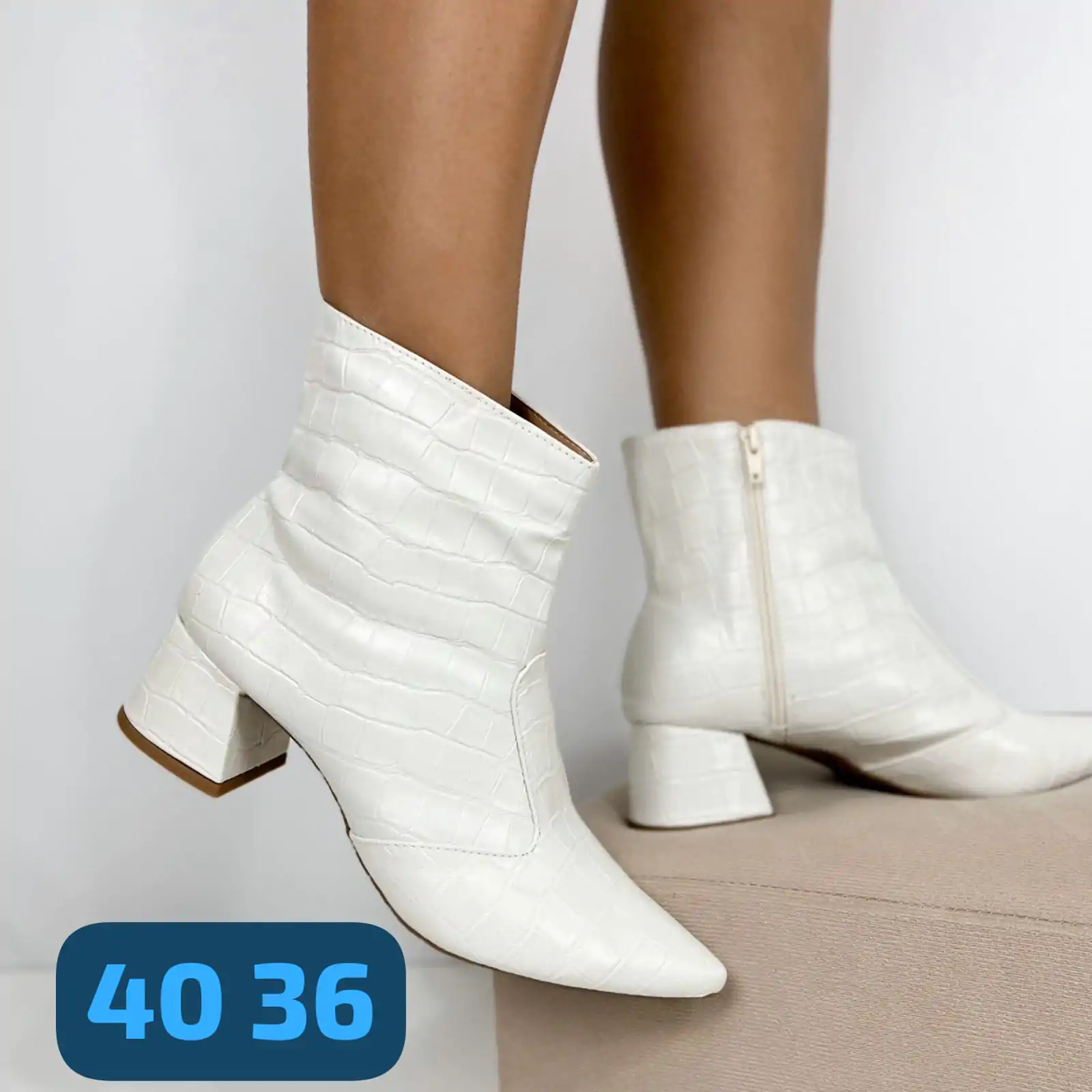 Bota de Couro Sintético Branco Salto 5cm